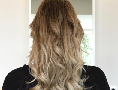 Lang blond gekruld